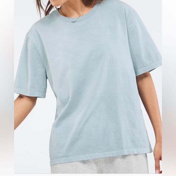 Fabletics Boyfriend Tee True Indigo Light XS NWT in packaging - Picture 1 of 5